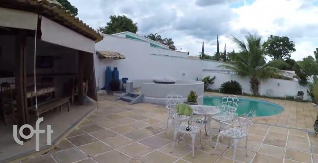 Casa com 3 quartos — São Luíz, Belo Horizonte