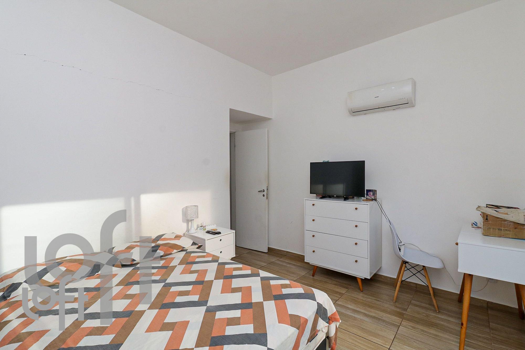 MASTER_BEDROOM