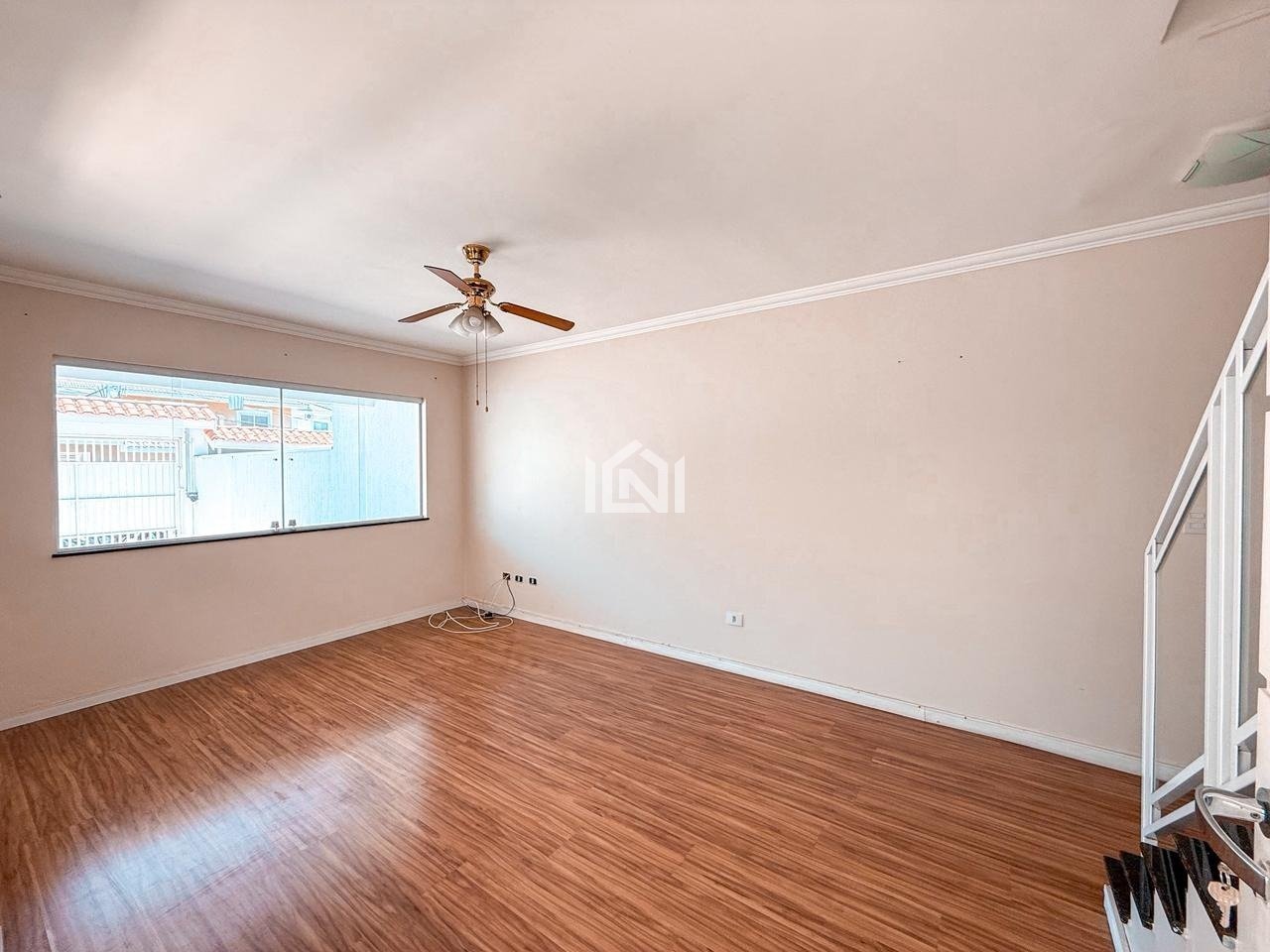 casa a venda no condominio chacara cantagalo - sala de estar