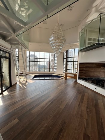 apartment em Rua Visconde de Nacar, Real Parque - São Paulo - SP