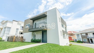 house em Avenida Vereador Toaldo Túlio, Santa Felicidade - Curitiba - PR