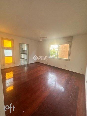 apartment em Rua Teixeira de Freitas, Santo Antônio - Porto Alegre - RS