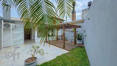 house em Hélio Fraga de Moraes Sarmento, São José - Canoas - RS