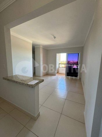 apartment em Rua Bernardo de Vasconcelos, Pampulha - Uberlândia - MG