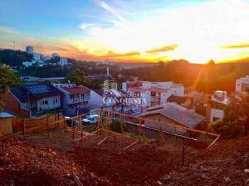 land_lot em Rua Nedem Adelar Chedid, Vinhedos - Caxias do Sul - RS
