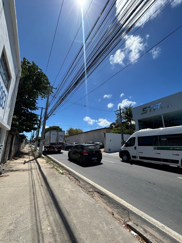 Vista da frente do imóvel.