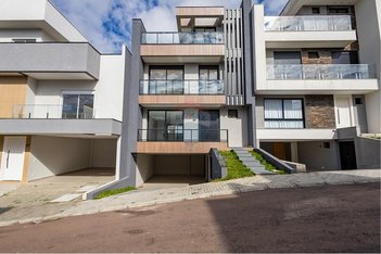 house em Rua Francisco Zuneda Ferreira da Costa, Bairro Alto - Curitiba - PR