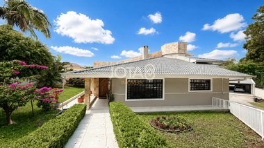 house em Rua Olindo Baggio, Campo Comprido - Curitiba - PR