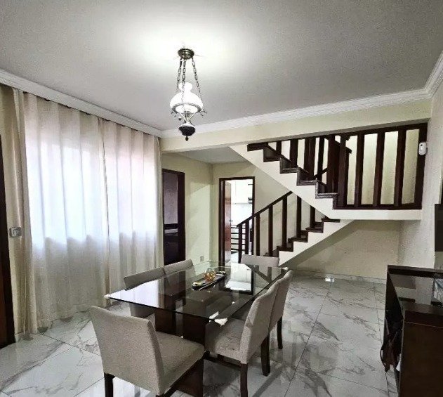 Casa com 4 quartos — Castelo, Belo Horizonte