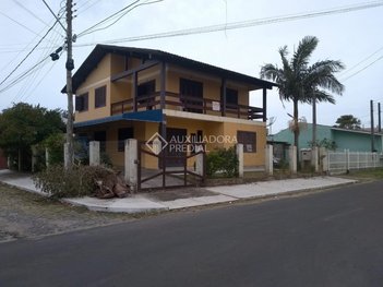 house em Rua Recife, Torres - Torres - RS