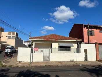 house em Rua Pedro Claro de Oliveira, Santo Antônio da Platina - Santo Antônio da Platina - PR