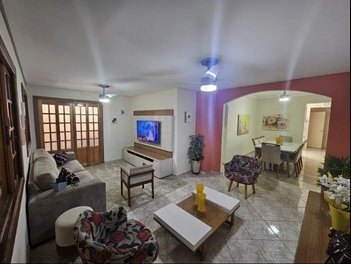 house em Avenida São Lourenço, Conjunto Residencial Nova Bertioga - Mogi das Cruzes - SP