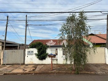 house em Rua Jayme Americano, Califórnia - Londrina - PR