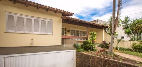 house em Rua Eurico Lara, Medianeira - Porto Alegre - RS