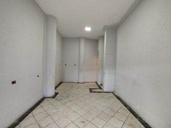 business em Avenida Manoel da Nóbrega, Itararé - São Vicente - SP