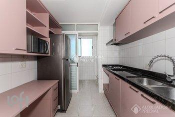 apartment em Rua Buenos Aires, Jardim Botânico - Porto Alegre - RS