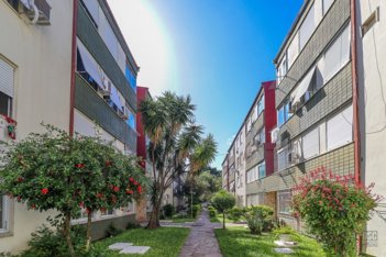 apartment em Rua Padre Ângelo Corso, Cavalhada - Porto Alegre - RS