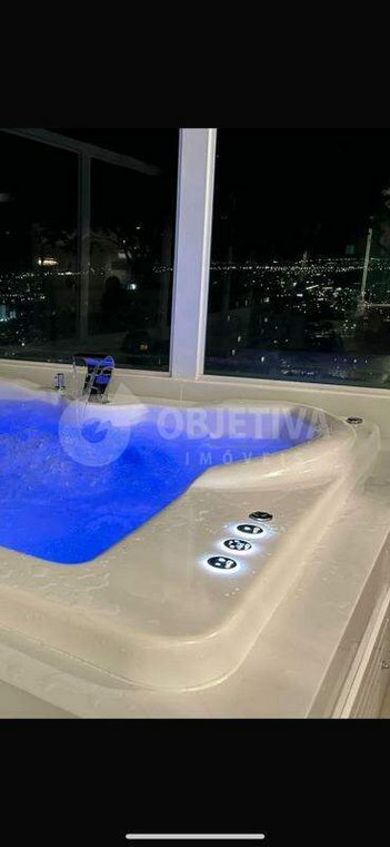 apartment em Rua Bueno Brandão, Osvaldo Rezende - Uberlândia - MG