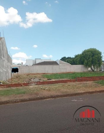 land_lot em Rua Pioneiro Olindo Alcini, Jardim Guairacá - Maringá - PR