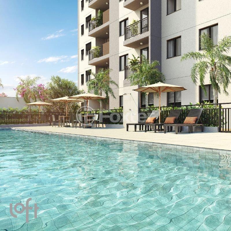 area-de-lazer-com-piscina-e-espreguicadeiras