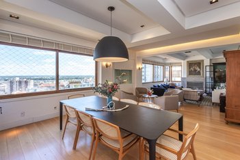 apartment em Santo Inácio, Moinhos de Vento - Porto Alegre - RS