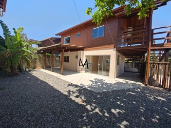 house em Rua Tilápias, Campeche - Florianópolis - SC