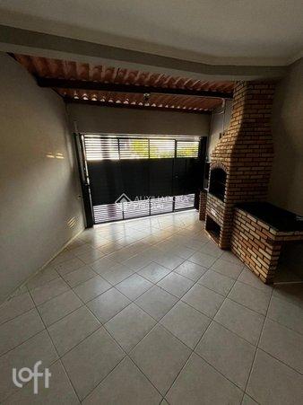 Rua Sarapuí - facade19.jpg