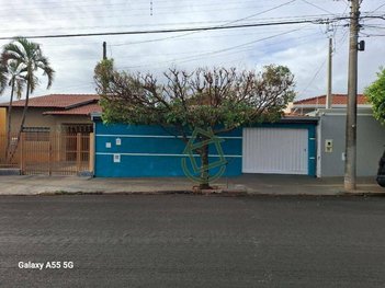 house em Avenida Manoel Marques de Jesus, Jardim Europa (Vila Xavier) - Araraquara - SP