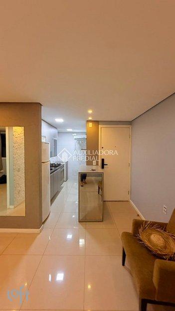 apartment em Rua Roberto Francisco Behrens, Mato Grande - Canoas - RS