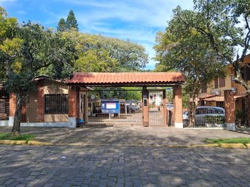 house em Rua Doutor José Bento Corrêa, Morro Santana - Porto Alegre - RS