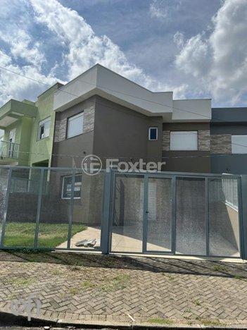 house em Madre Celina Maria Azambuja, Mário Quintana - Porto Alegre - RS