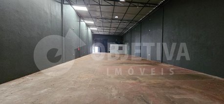 industrial em Rua Ceará, Custódio Pereira - Uberlândia - MG