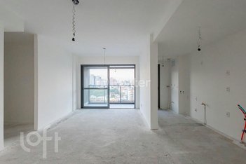 apartment em Rua Azevedo Sodré, Passo da Areia - Porto Alegre - RS