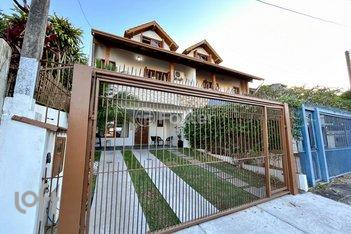 house em Rua Olécio Cavedini, Espírito Santo - Porto Alegre - RS