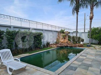 house em Rua Cyro Avelino Franco, Jardim Karaíba - Uberlândia - MG