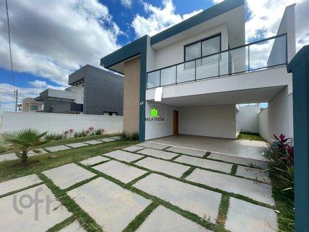 Um, Class - facade02.jpg