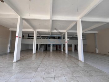 business em Avenida Presidente Kennedy, Real - Praia Grande - SP