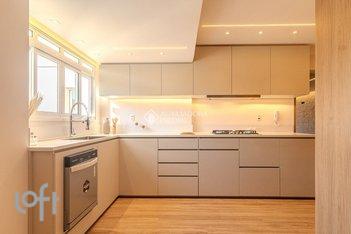 apartment em Avenida Coronel Lucas de Oliveira, Petrópolis - Porto Alegre - RS
