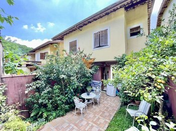 house em Estrada dos Galdinos, Jardim Barbacena - Cotia - SP