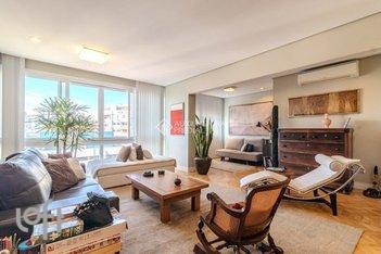 apartment em Rua Vinte e Quatro de Outubro, Moinhos de Vento - Porto Alegre - RS