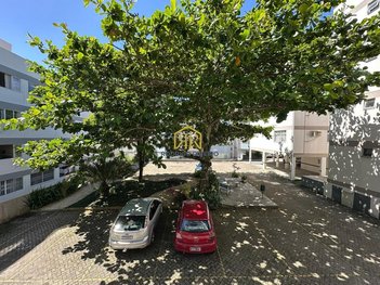 apartment em João Pio Duarte Silva, Córrego Grande - Florianópolis - SC