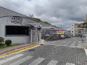 apartment em Rua Professora Magali Aparecida Pampuch, Pedro Moro - São José dos Pinhais - PR