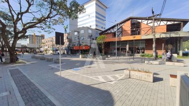 business em Travessa Doutor Norberto Bachmann, Centro - Joinville - SC