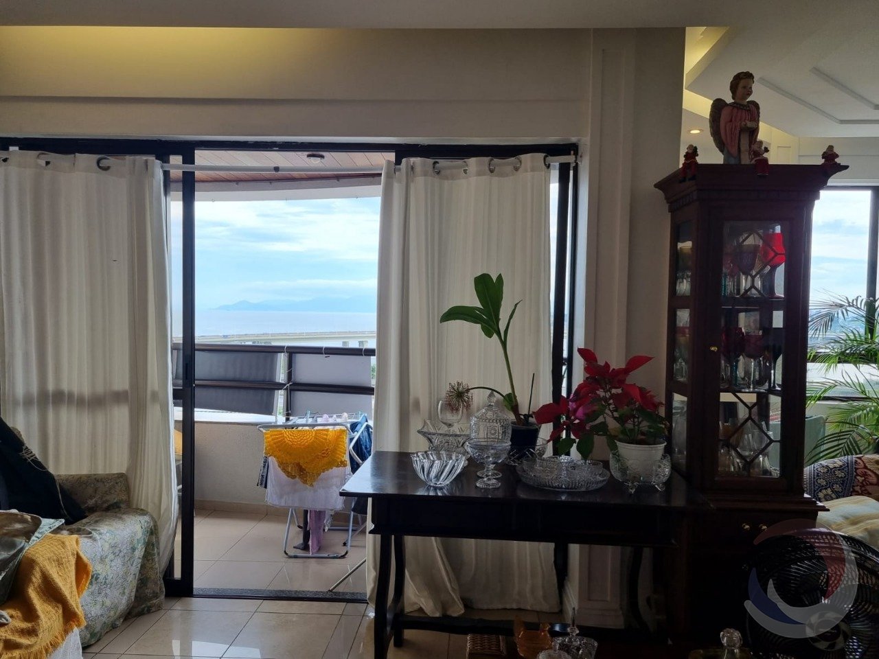 SALA COM VISTA
