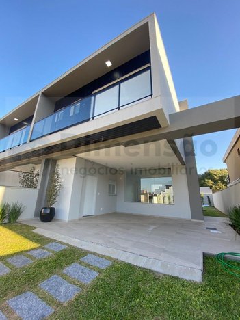 house em Dr. Antônio Luiz Moura Gonzaga, Rio Tavares - Florianópolis - SC