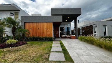 house em Rua Rio Divisa, Centro - Xangri-Lá - RS