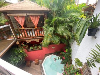 house em Rodovia Jornalista Manoel de Menezes, Barra da Lagoa - Florianópolis - SC