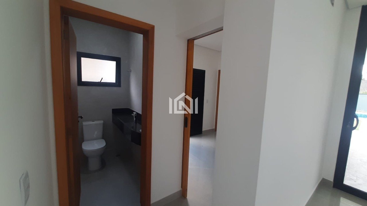 casa a venda e locaçao no condomínio reserva santa maria-lavabo