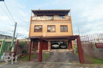 house em Rua General Gomes Carneiro, Teresópolis - Porto Alegre - RS