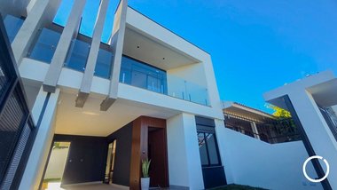 house em Avenida Evaldo Behr, Camobi - Santa Maria - RS